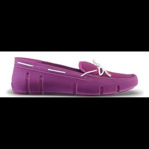 SWIMS Women's Lace Loafer in Peony Velvet/White